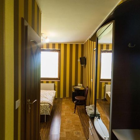 Sunrise Boutique Hotel Berehove  Buitenkant foto