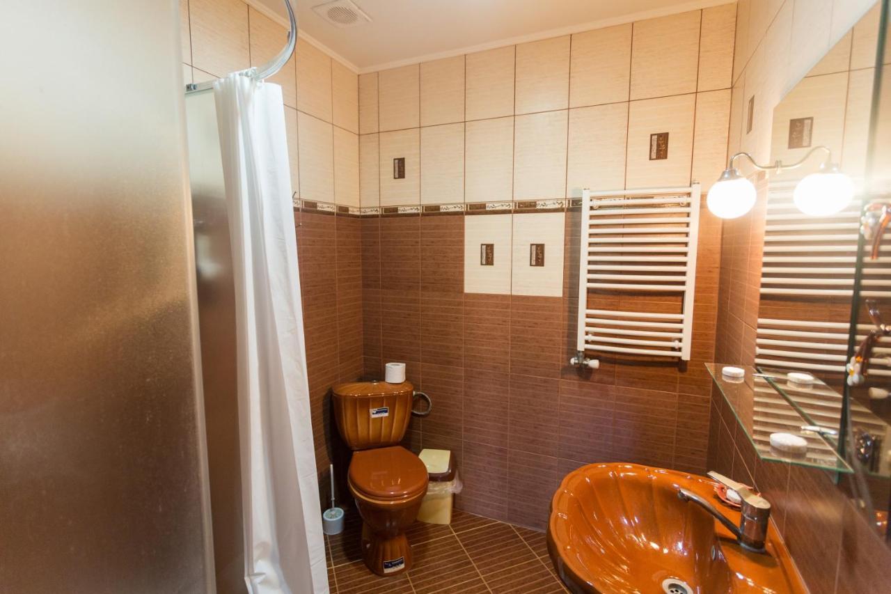 Sunrise Boutique Hotel Berehove  Buitenkant foto